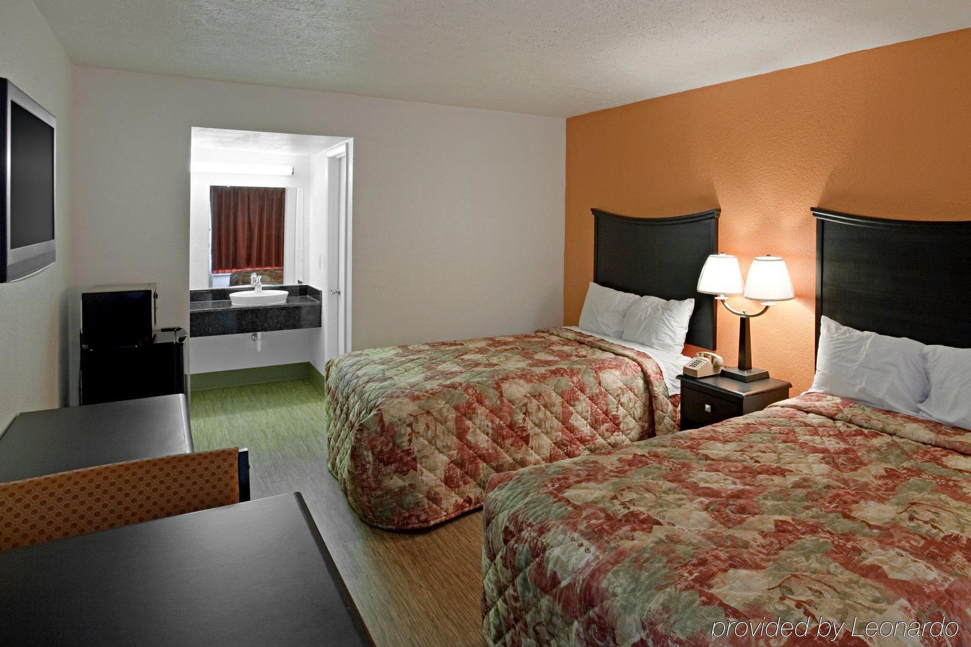 Econo Lodge Metropolis Chambre photo