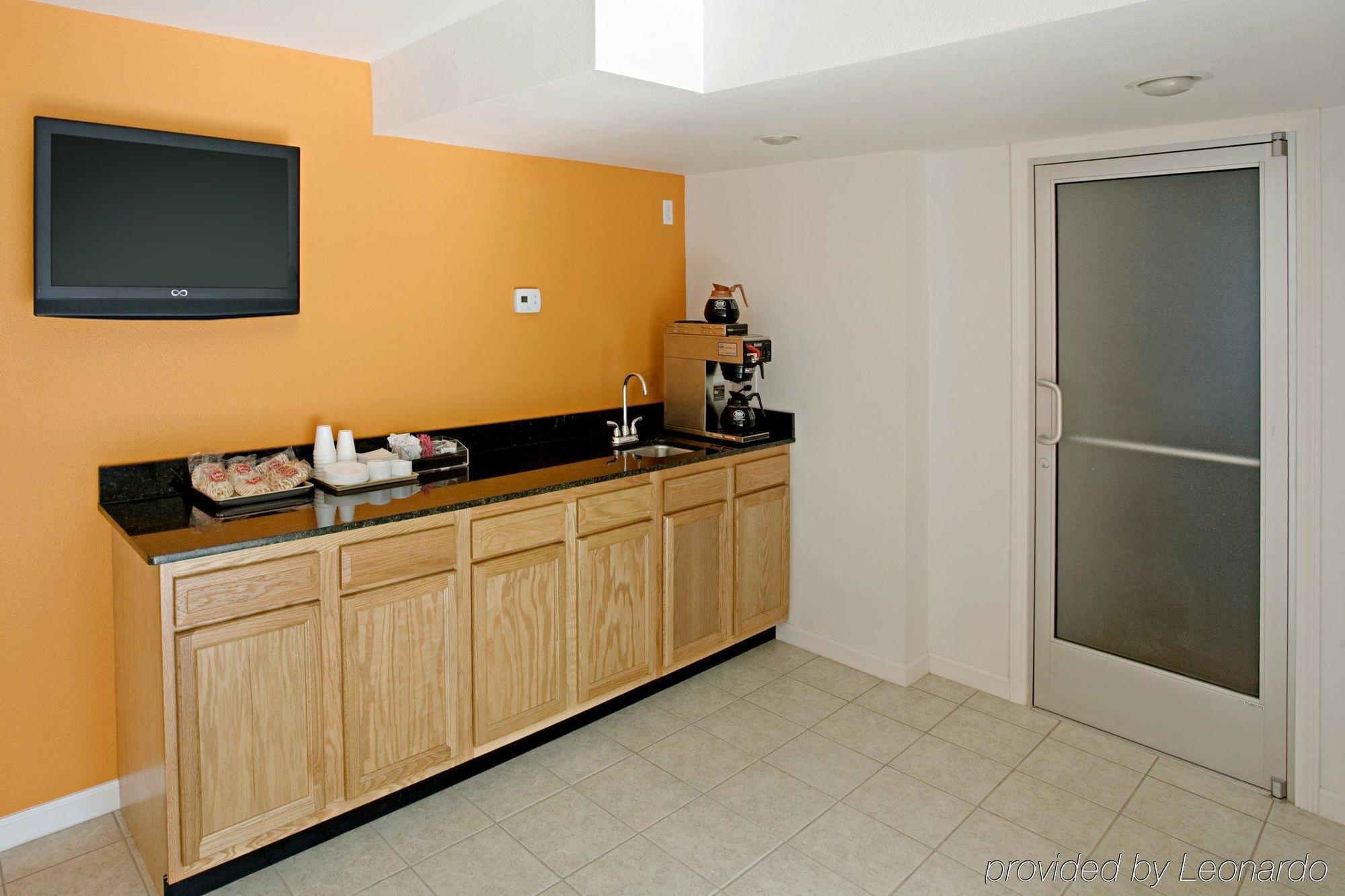 Econo Lodge Metropolis Chambre photo